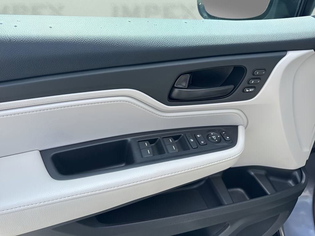 Used 2025 Honda Odyssey EX-L image 25