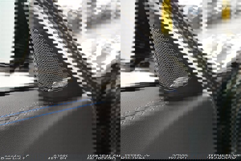 Used 2025 BMW Z4 M40i w/ Edition image 21