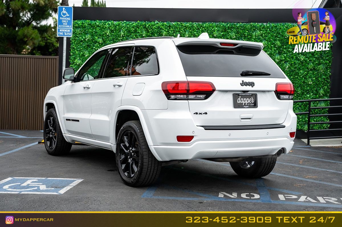 Used 2021 Jeep Grand Cherokee Laredo X AWD/4WD image 8