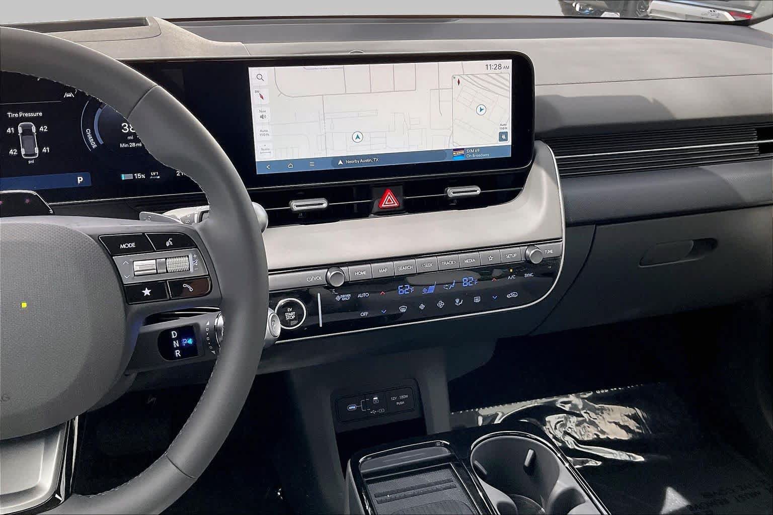 Certified 2025 Hyundai Ioniq 5 Limited AWD/4WD image 6