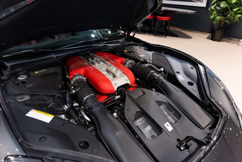 Certified 2023 Ferrari 812 GTS RWD image 17