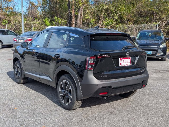 New 2026 Nissan Kicks SV w/ Cold Weather Package AWD/4WD image 4
