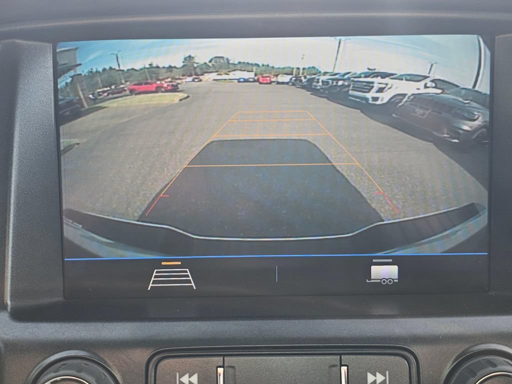 Used 2022 Chevrolet Colorado LT AWD/4WD image 23