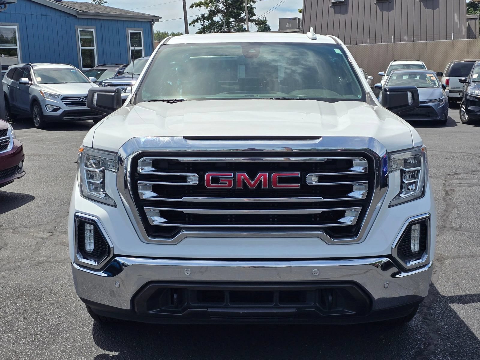Used 2020 GMC Sierra 1500 SLT w/ Driver Alert Package II AWD/4WD image 8