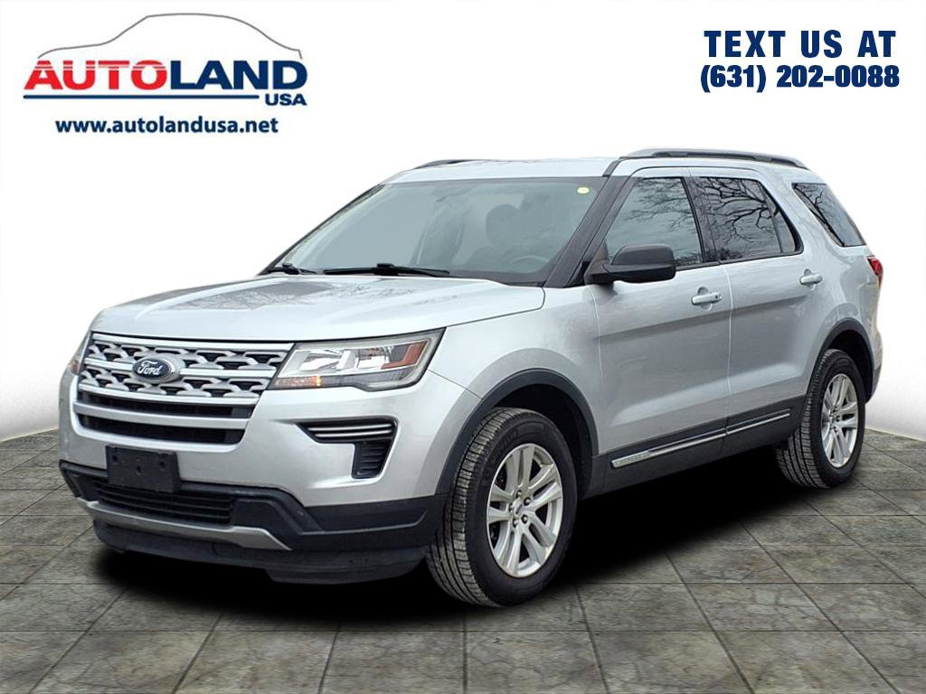 Used 2019 Ford Explorer XLT image 1
