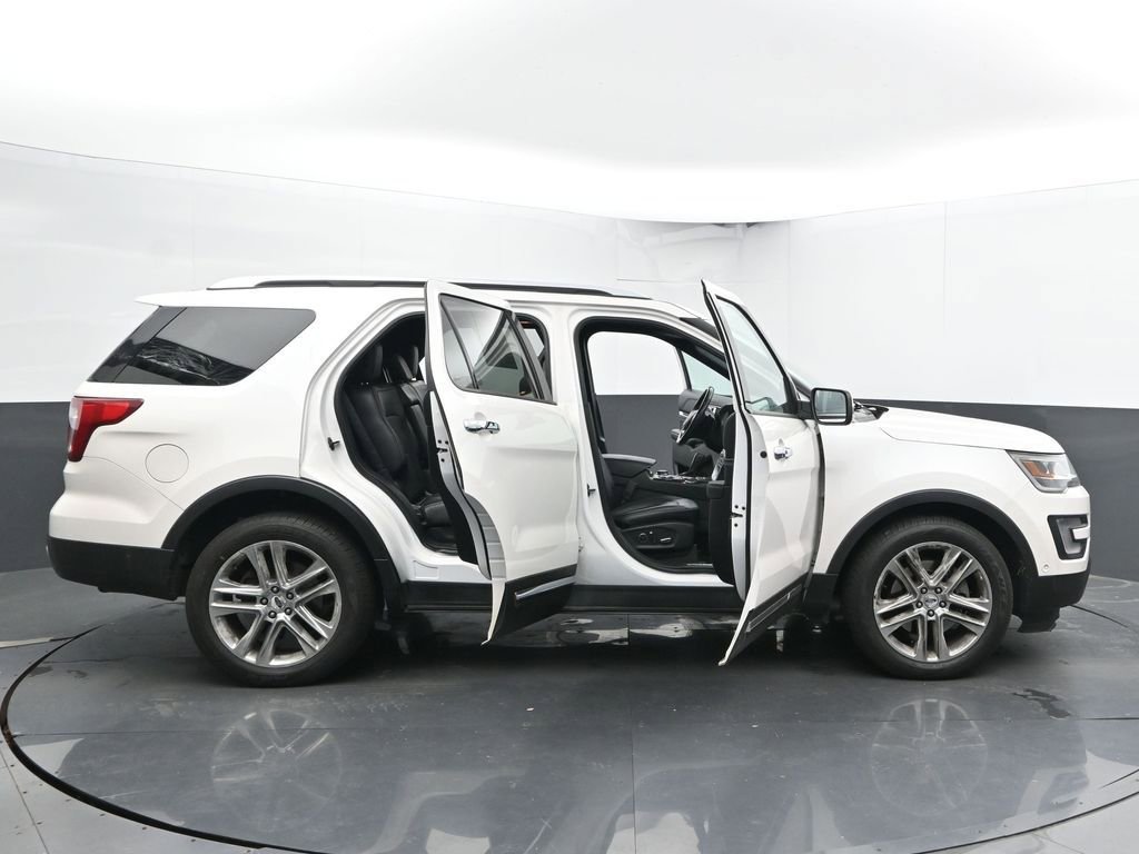 Used 2017 Ford Explorer Limited w/ Equipment Group 301A image 63