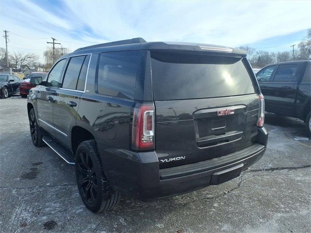 Used 2018 GMC Yukon SLT w/ Premium Edition image 7
