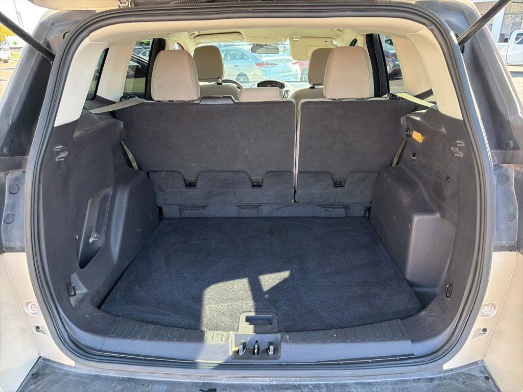 Used 2018 Ford Escape SE image 25