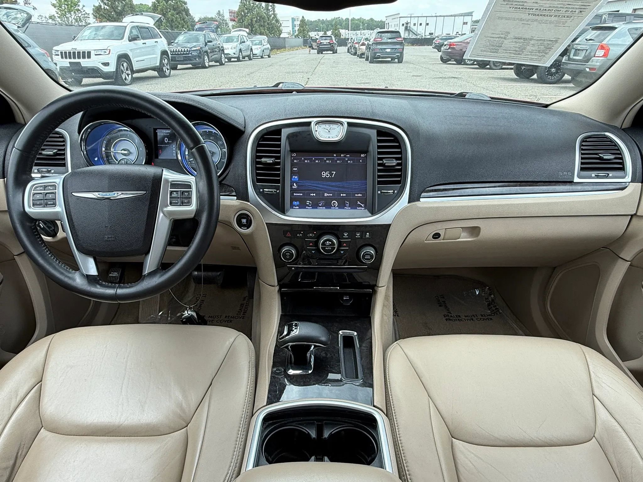 Used 2014 Chrysler 300 RWD image 2