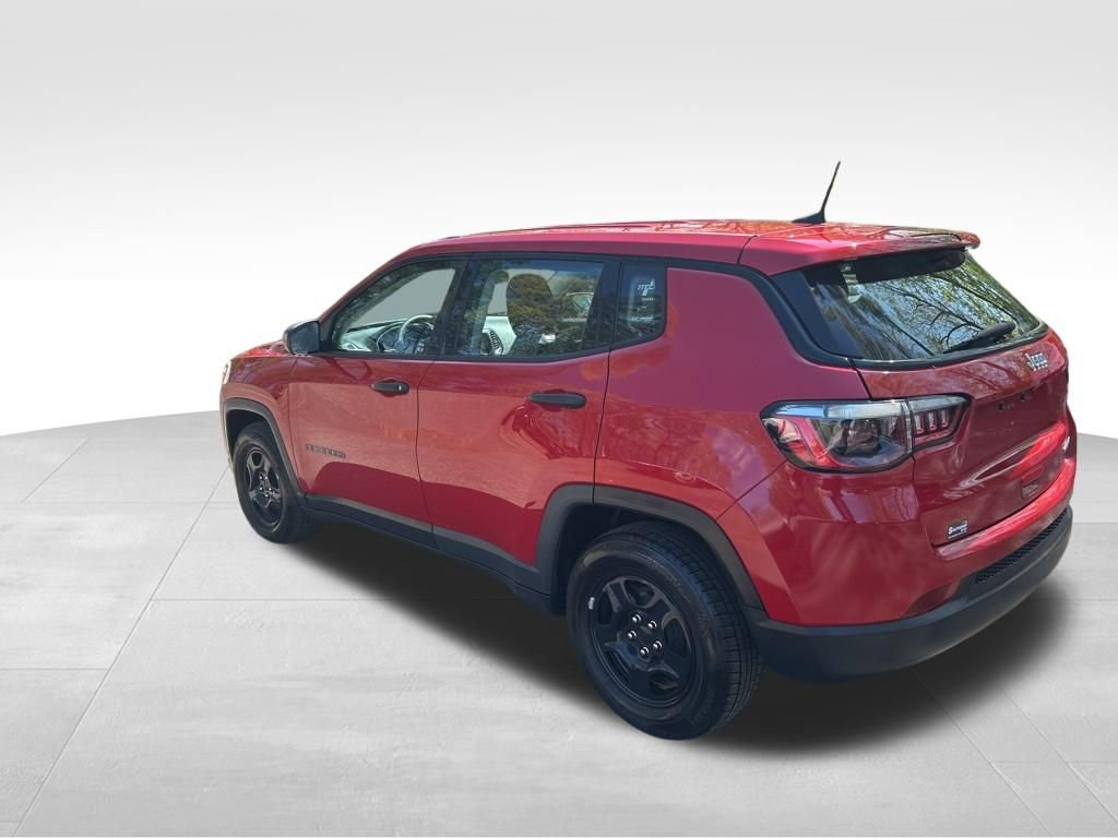 Used 2021 Jeep Compass Sport image 3