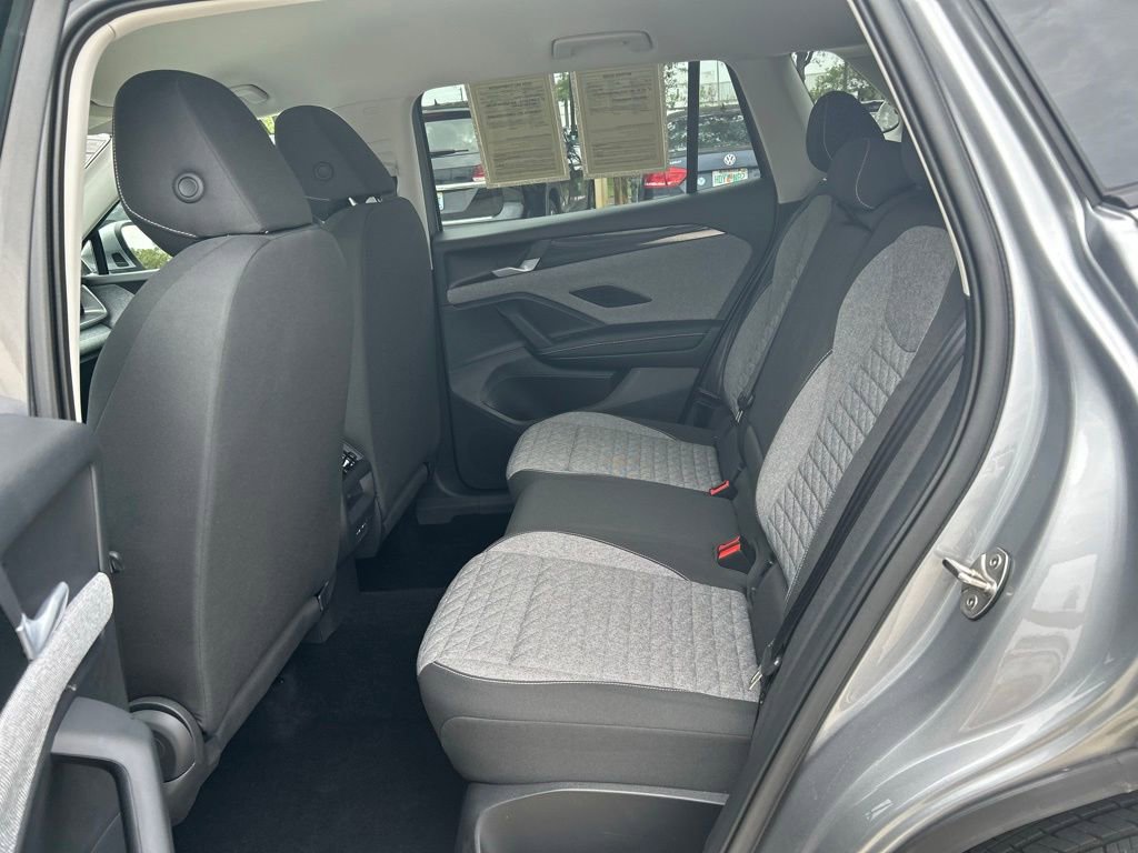 Certified 2025 Volkswagen Tiguan S FWD image 43