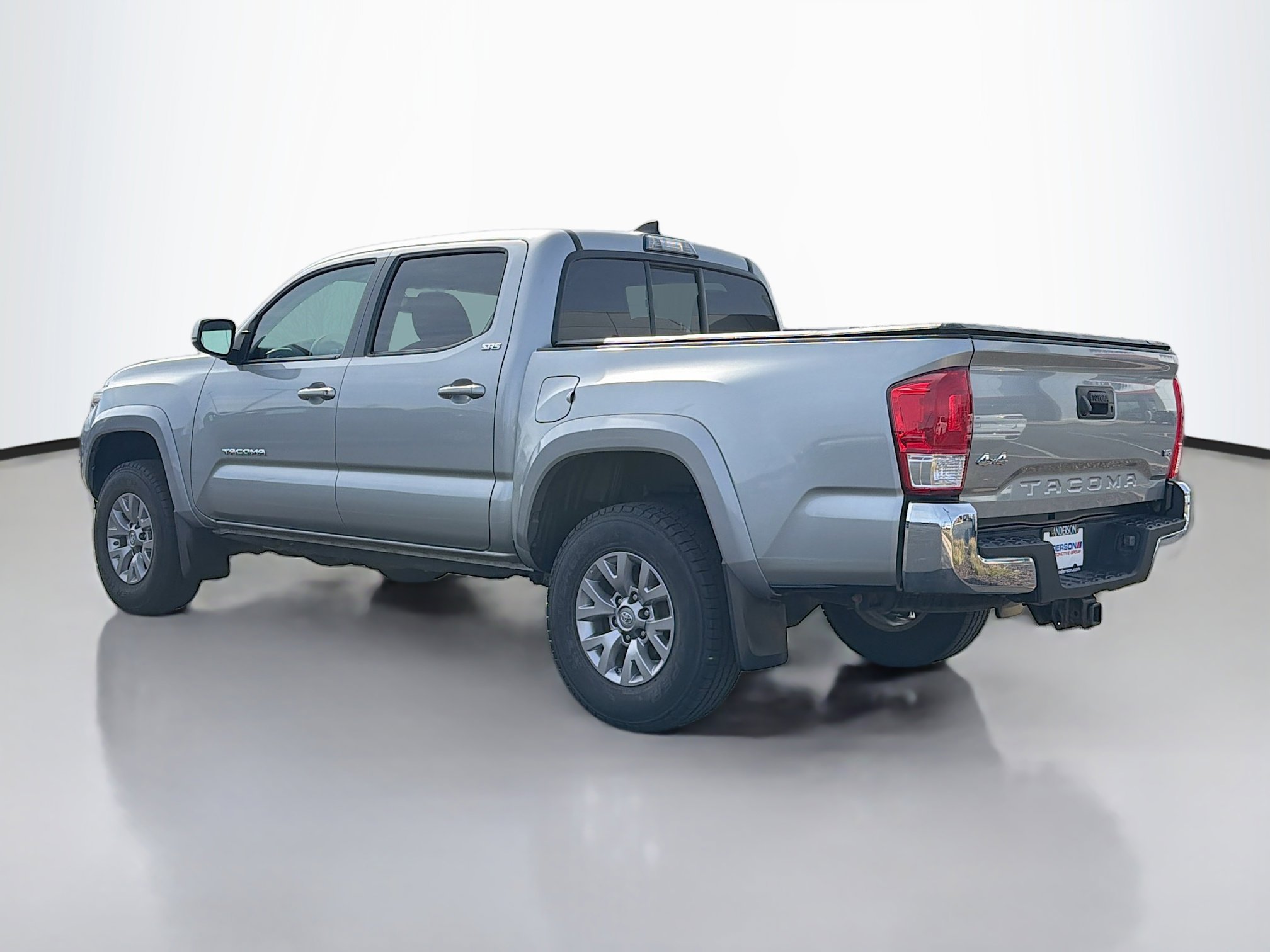 Used 2017 Toyota Tacoma SR5 w/ Tow Package image 12