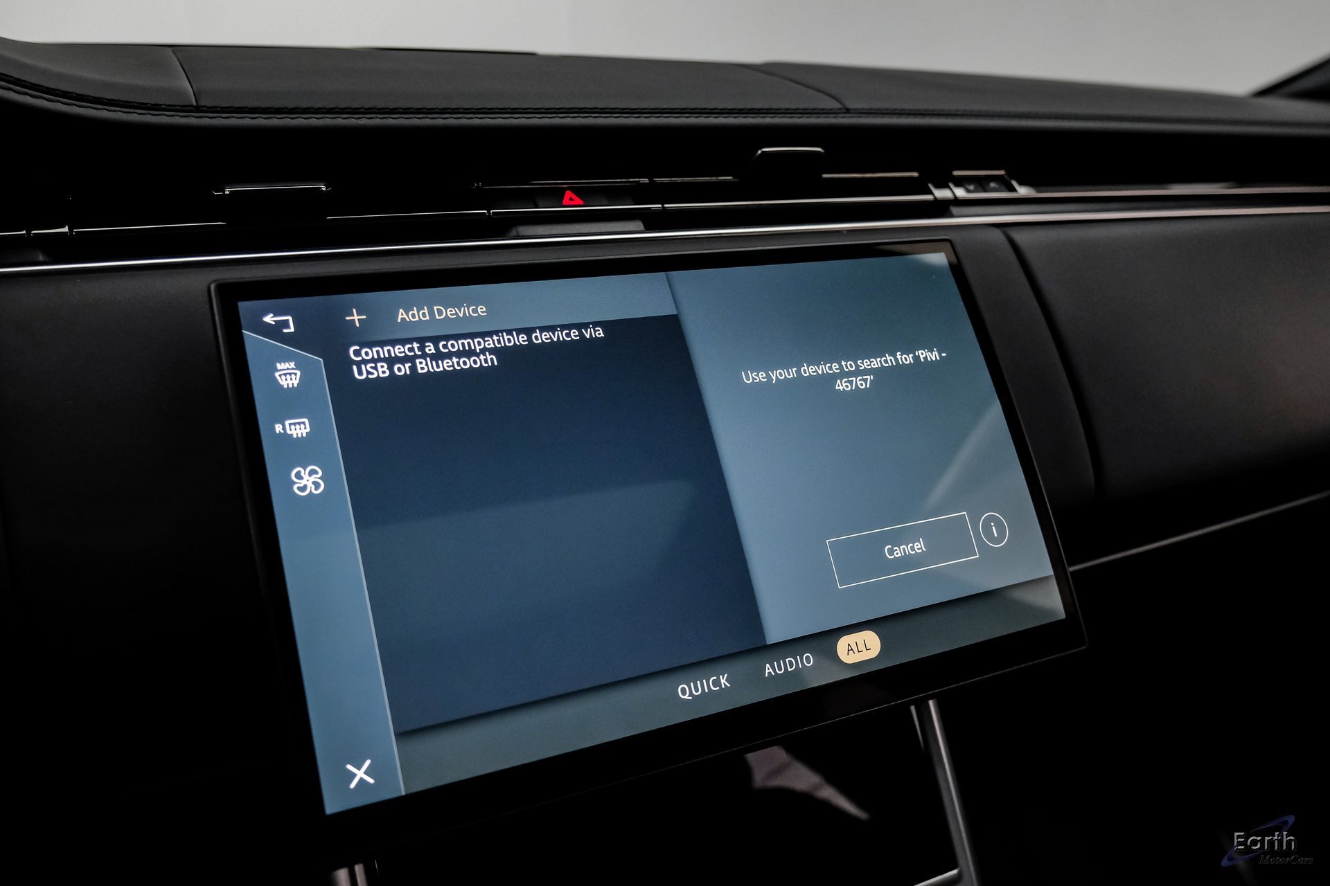 Used 2024 Land Rover Range Rover SE image 57