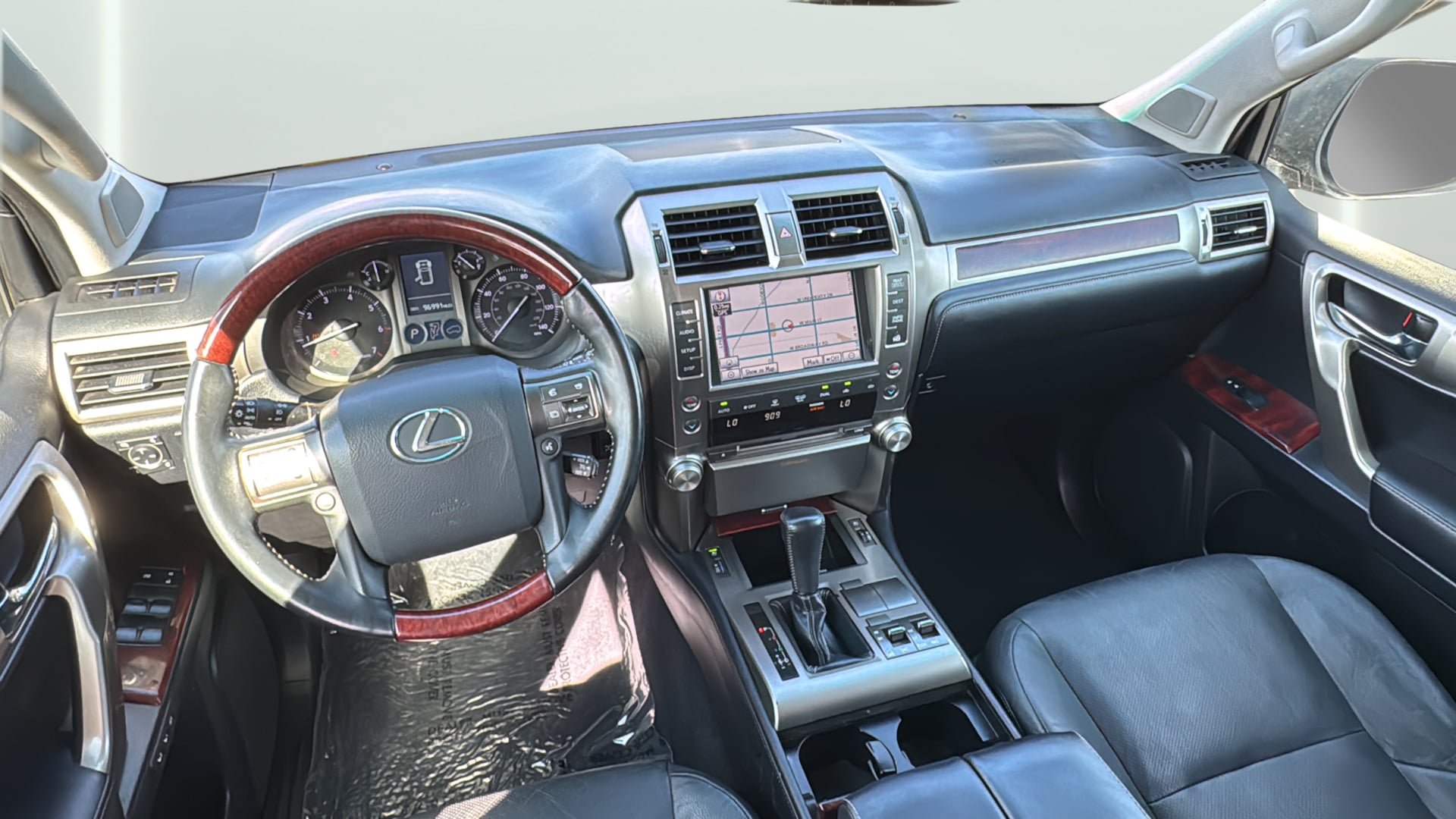 Used 2013 Lexus GX 460 w/ Convenience Pkg AWD/4WD image 15
