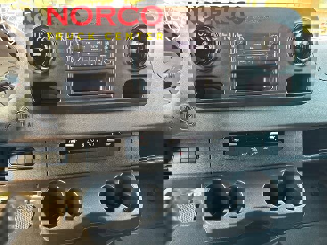 Used 2020 Freightliner Sprinter 2500 image 21