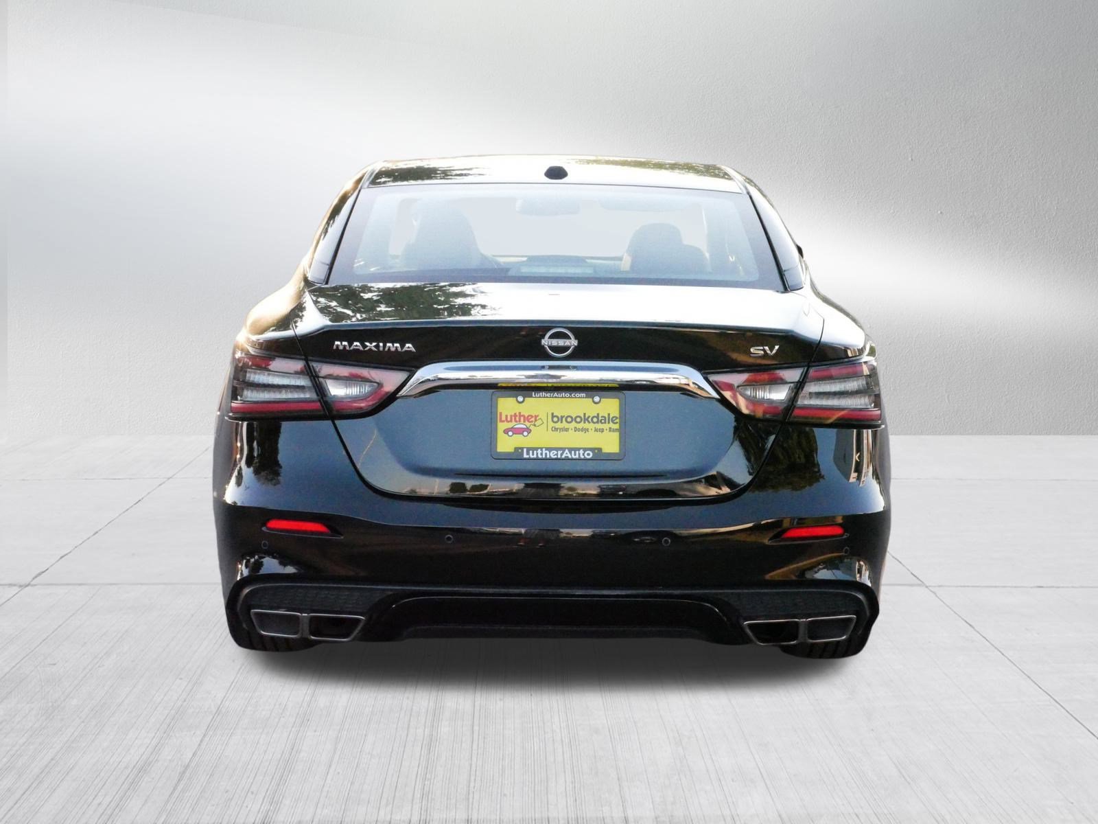 Used 2023 Nissan Maxima SV w/ Floor Mat Group image 6
