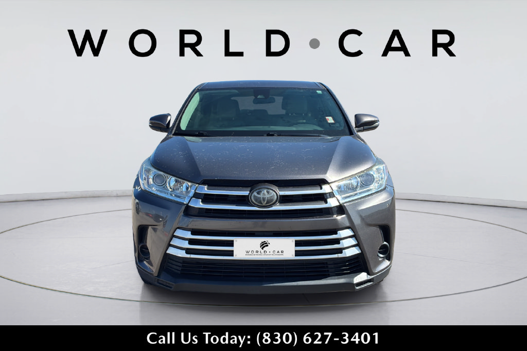 Used 2017 Toyota Highlander LE FWD image 9