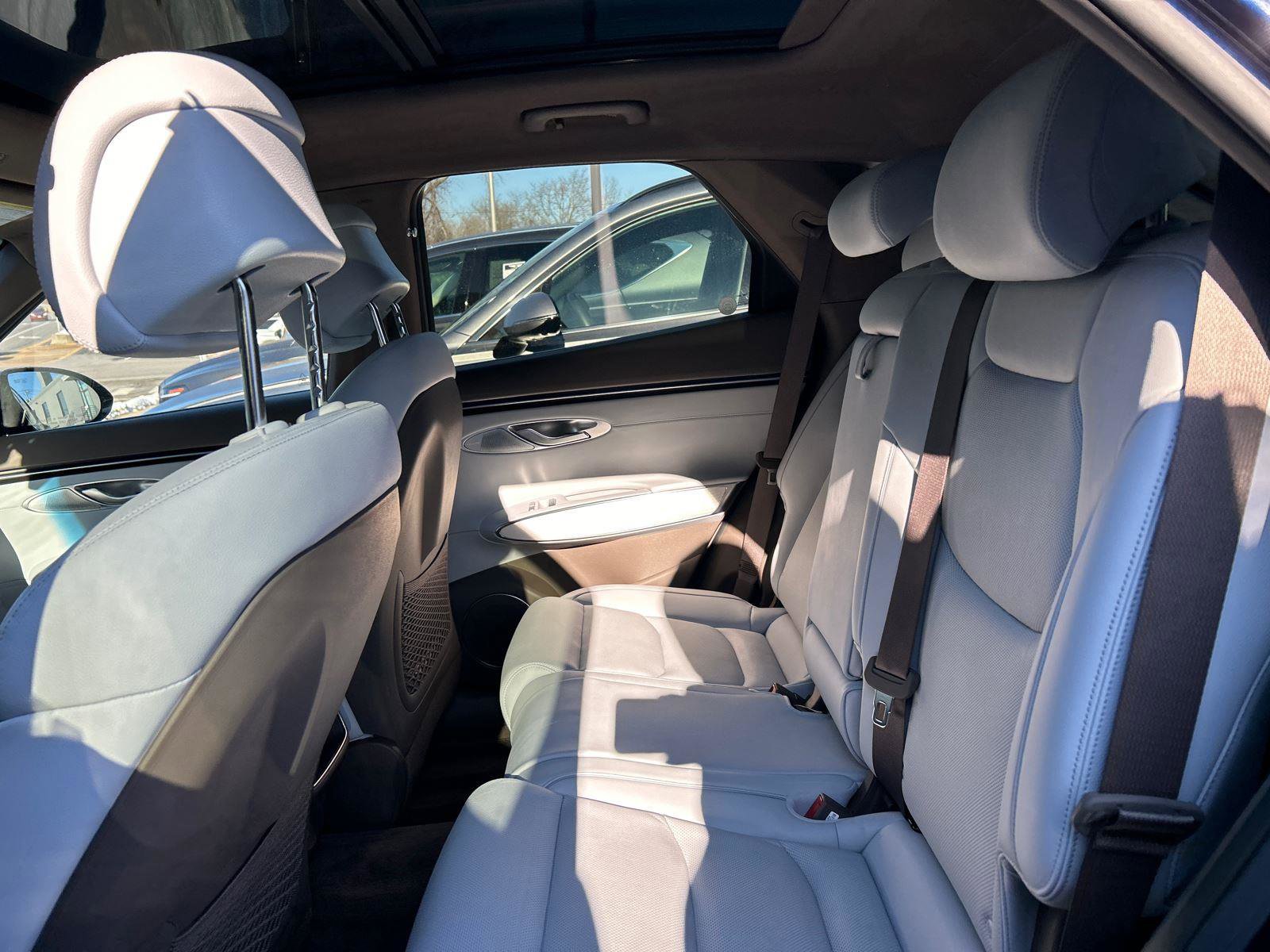 Used 2026 Genesis GV70 2.5T Advanced image 23