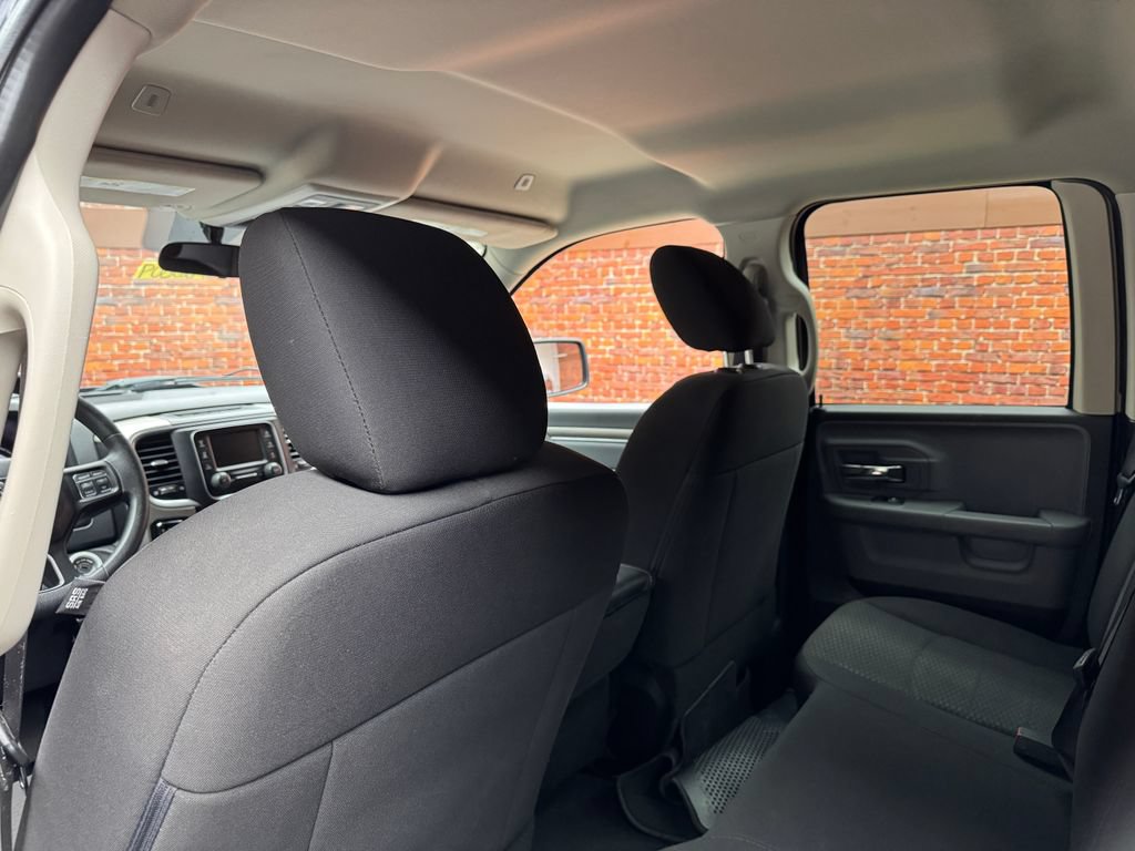 Used 2020 RAM 1500 Warlock AWD/4WD image 25