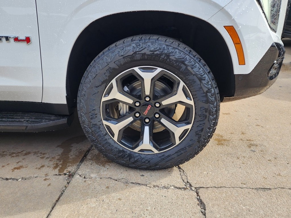 New 2026 GMC Yukon AT4 image 57