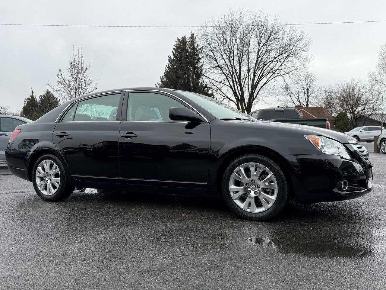 Used 2008 Toyota Avalon XLS FWD image 19