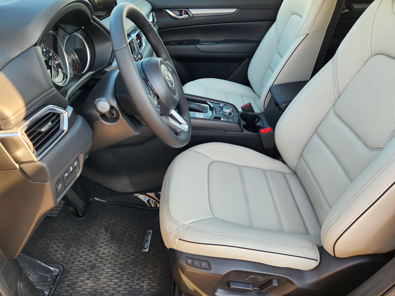 New 2025 MAZDA CX-5 AWD 2.5 S w/ Preferred Package image 13