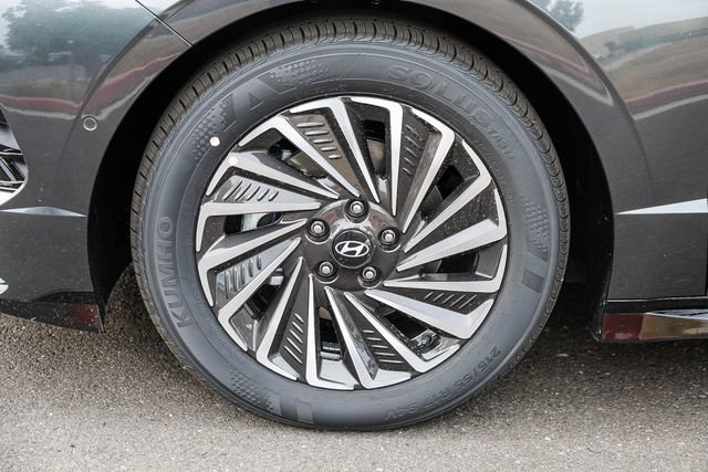 New 2026 Hyundai Sonata Limited FWD image 11