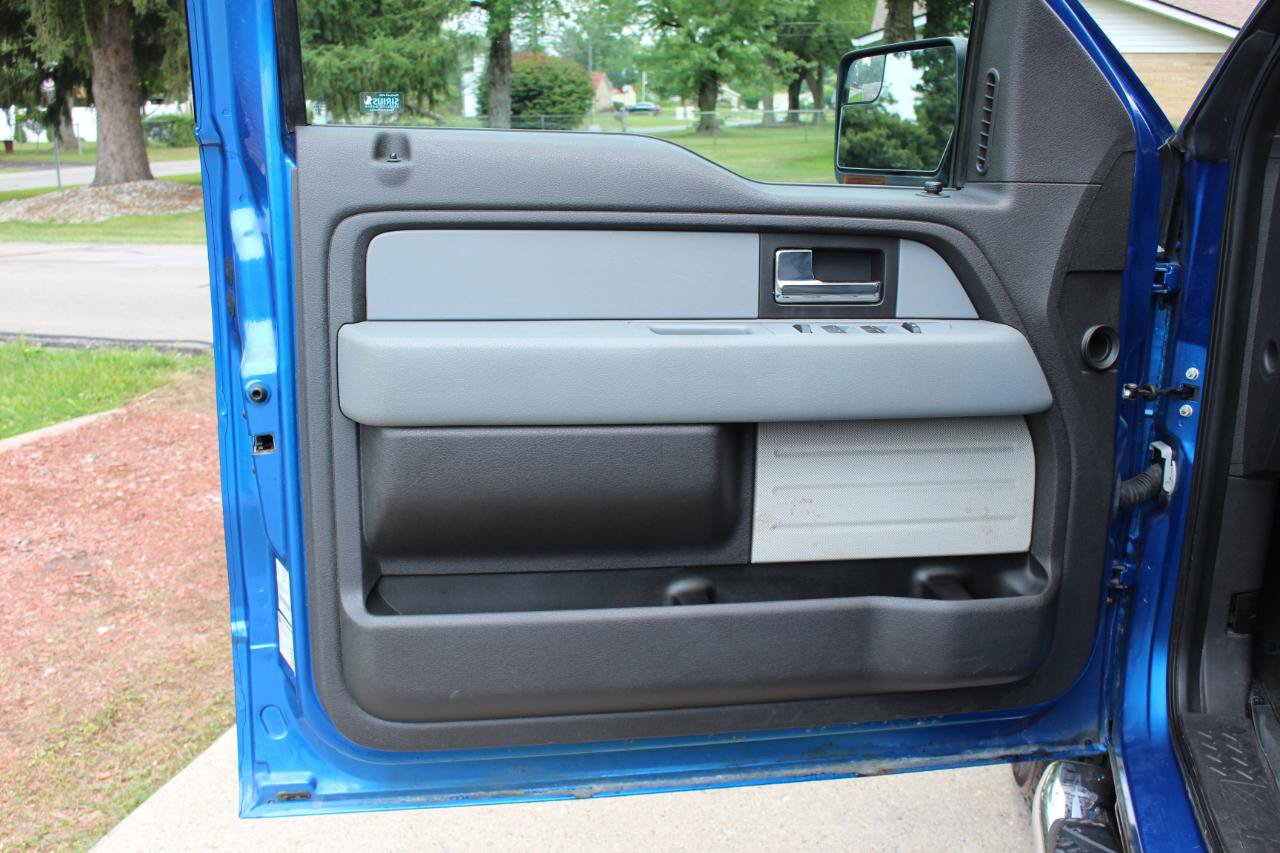 Used 2014 Ford F150 XLT w/ Equipment Group 302A Luxury AWD/4WD image 11