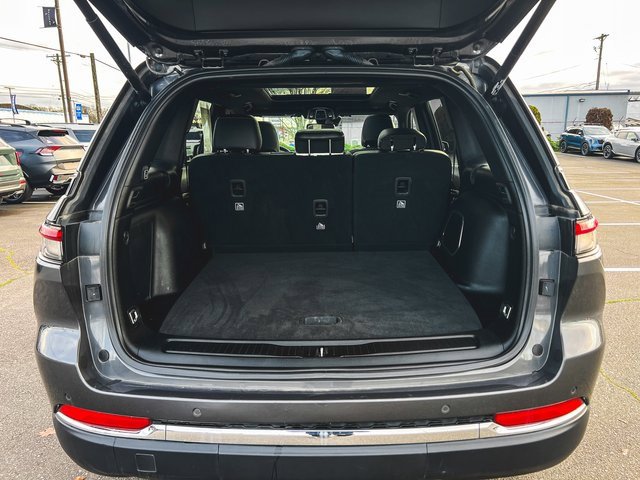 Used 2024 Jeep Grand Cherokee Limited 4xe image 9