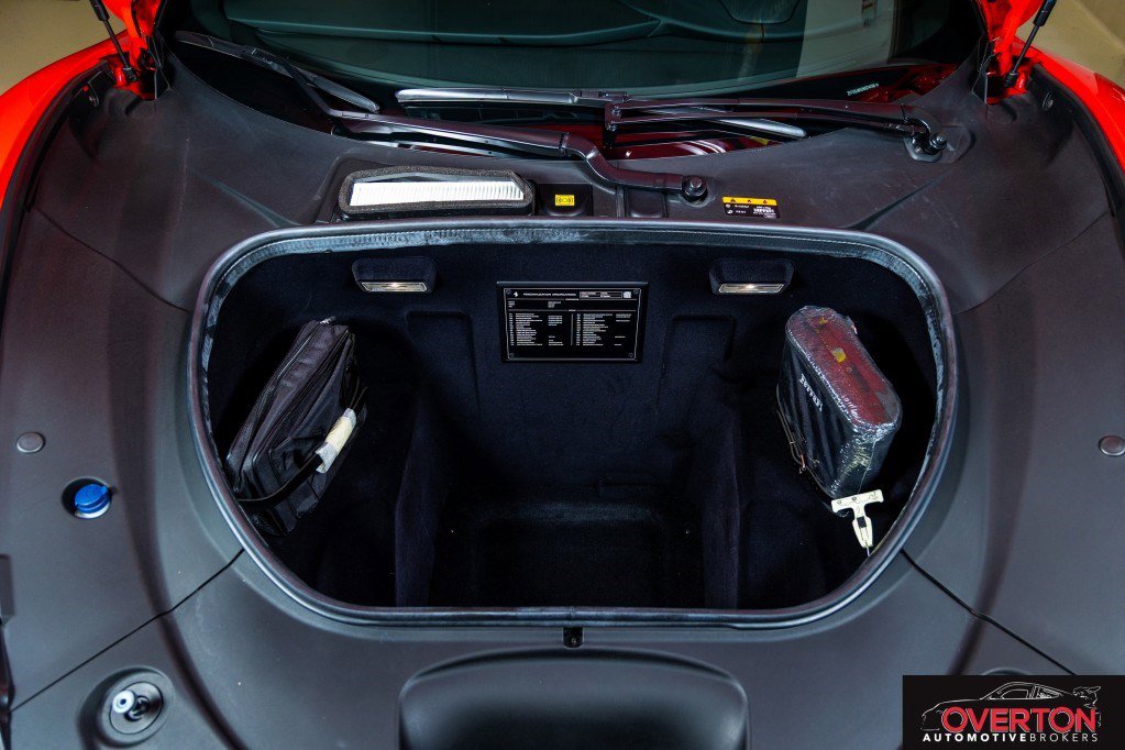 Used 2022 Ferrari F8 Tributo image 42