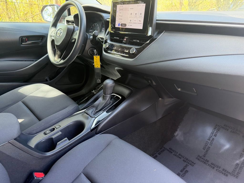 Used 2024 Toyota Corolla LE image 9