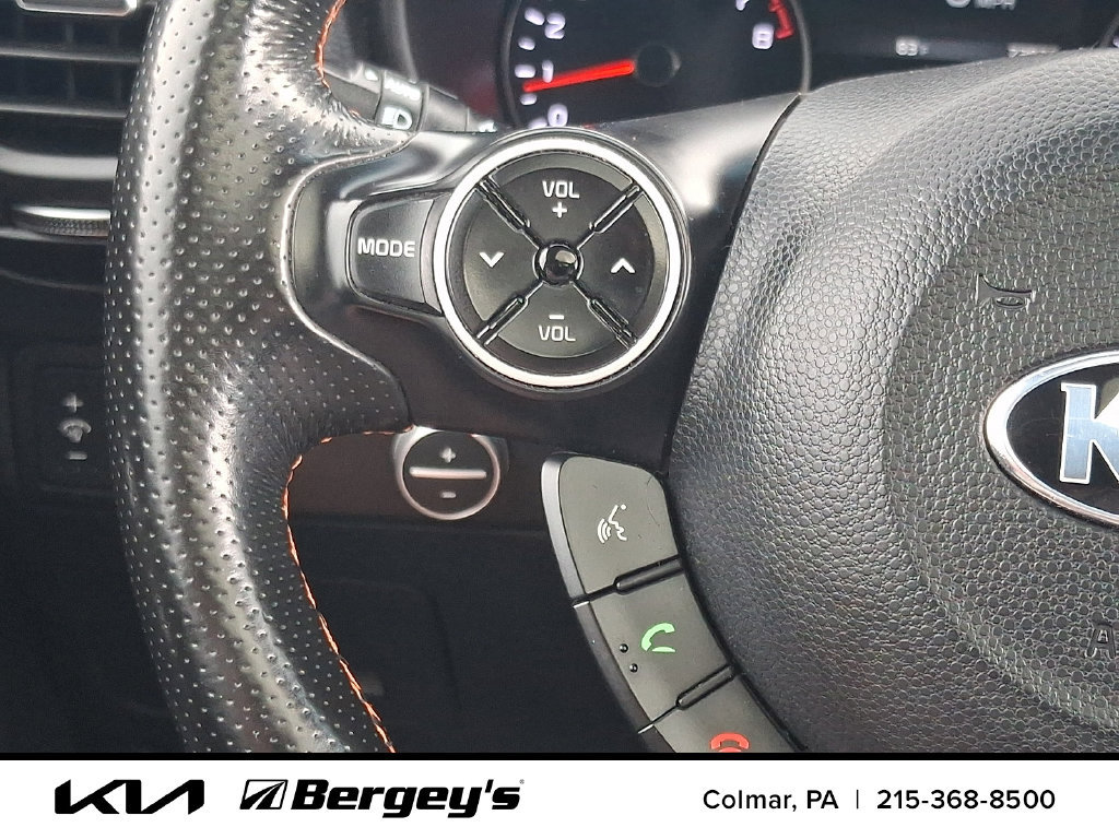 Used 2017 Kia Soul ! w/ Tech Package FWD image 24