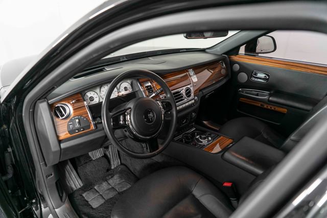Used 2012 Rolls-Royce Ghost image 19