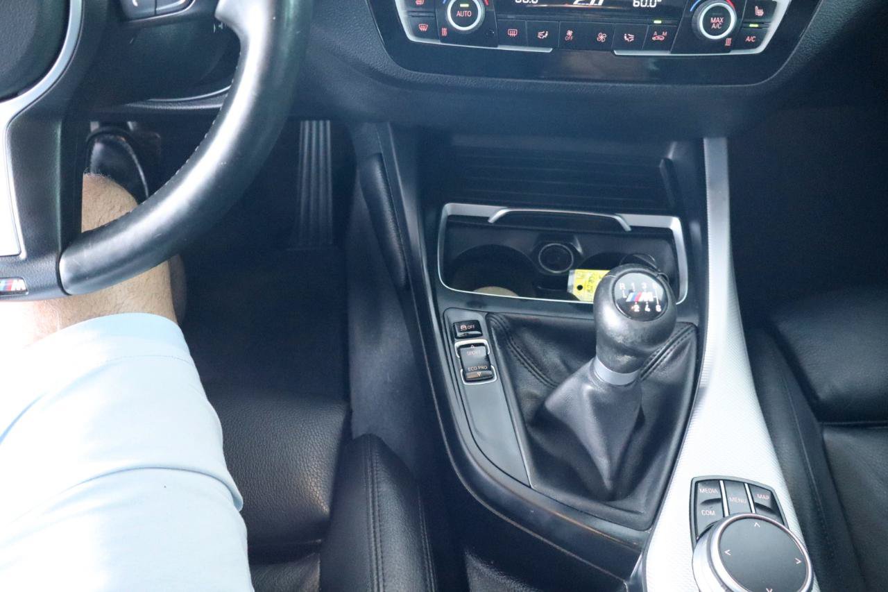 Used 2018 BMW M240i Coupe RWD image 29