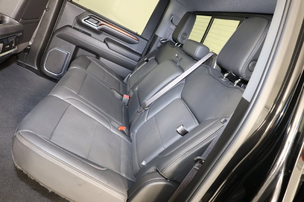 Used 2024 GMC Sierra 2500 Denali AWD/4WD image 11
