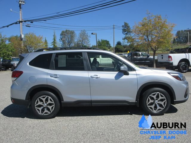 Used 2019 Subaru Forester Premium w/ All-Weather Package image 8
