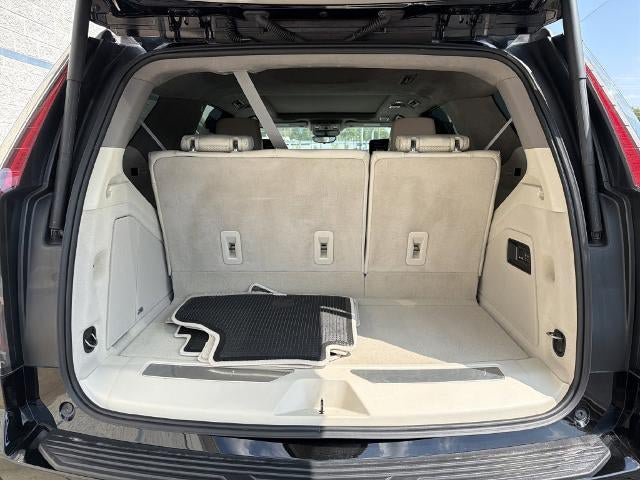 Certified 2024 Cadillac Escalade Sport Platinum w/ Heavy-Duty Trailer Package AWD/4WD image 19