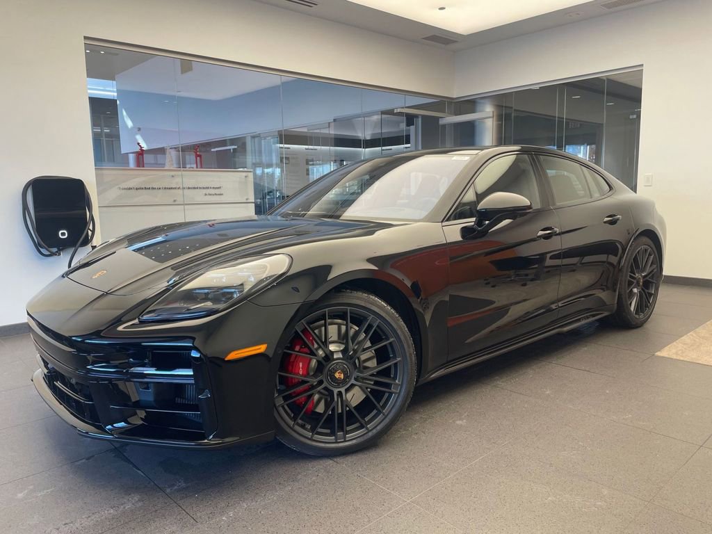 New 2026 Porsche Panamera GTS image 1