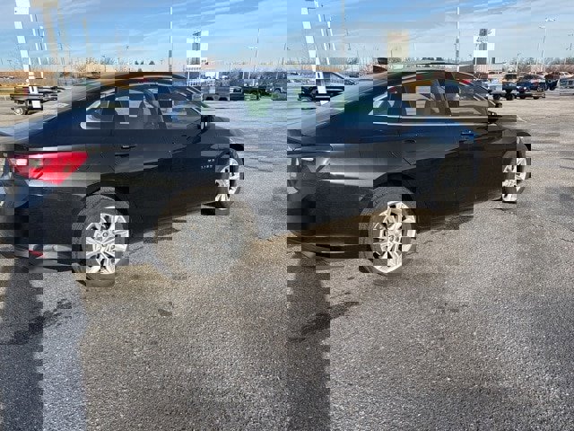 Used 2024 Chevrolet Malibu LT image 4