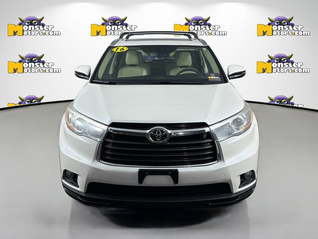 Used 2016 Toyota Highlander Limited image 2