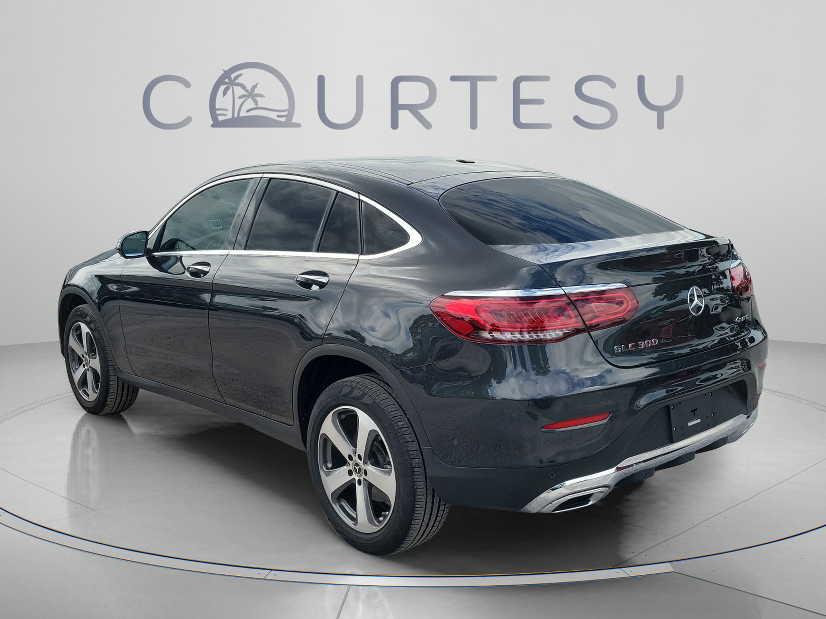 Certified 2023 Mercedes-Benz GLC 300 4MATIC Coupe image 2