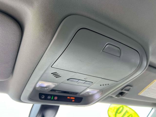 Used 2019 Chevrolet Equinox LT image 32