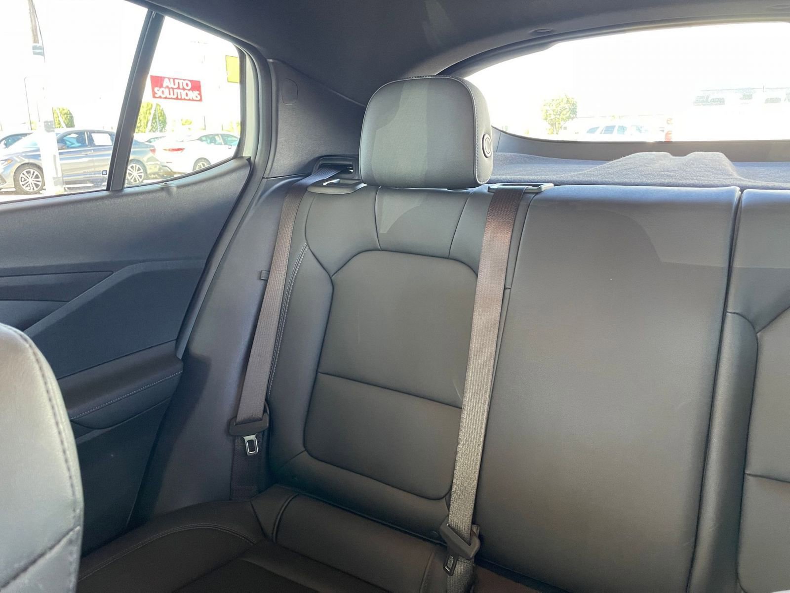 Used 2025 Buick Envista Sport Touring image 37