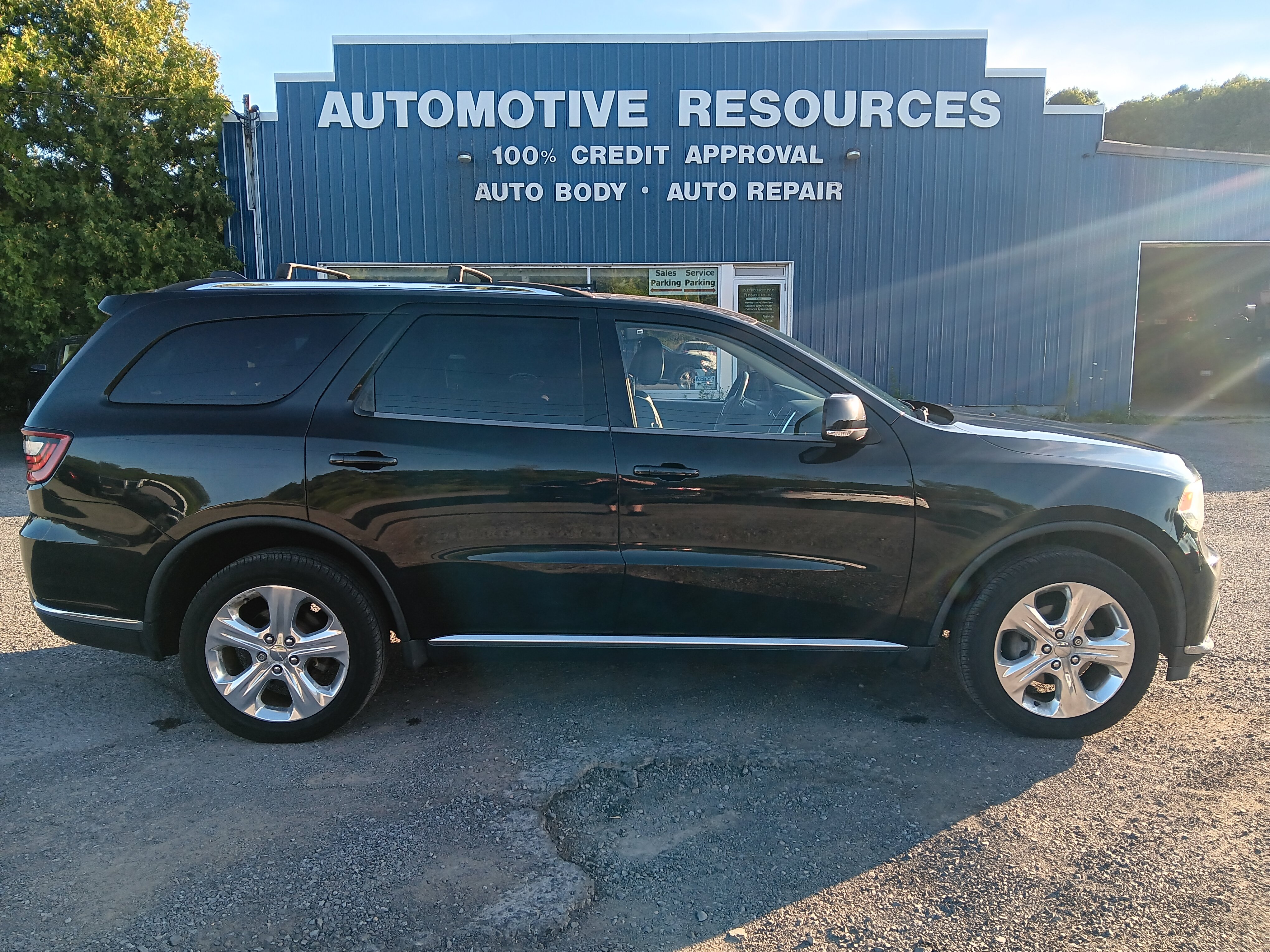 Used 2015 Dodge Durango Limited w/ Premium Group AWD/4WD image 6