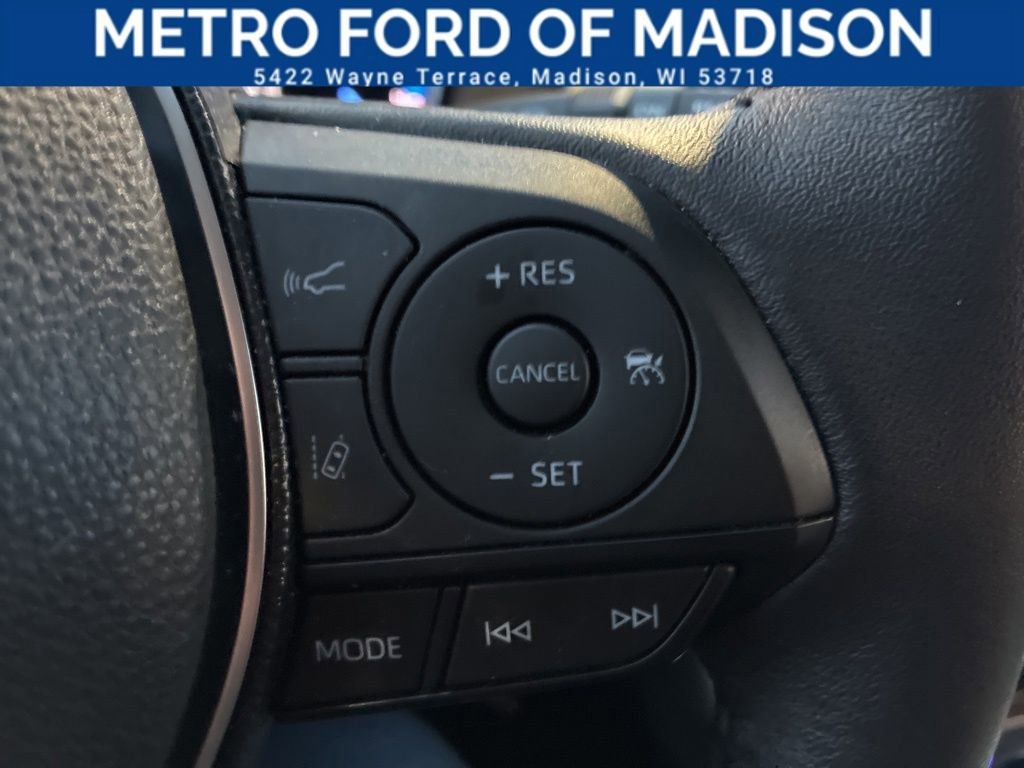 Used 2021 Toyota RAV4 Limited image 28