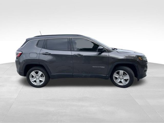 Used 2022 Jeep Compass Latitude AWD/4WD image 8
