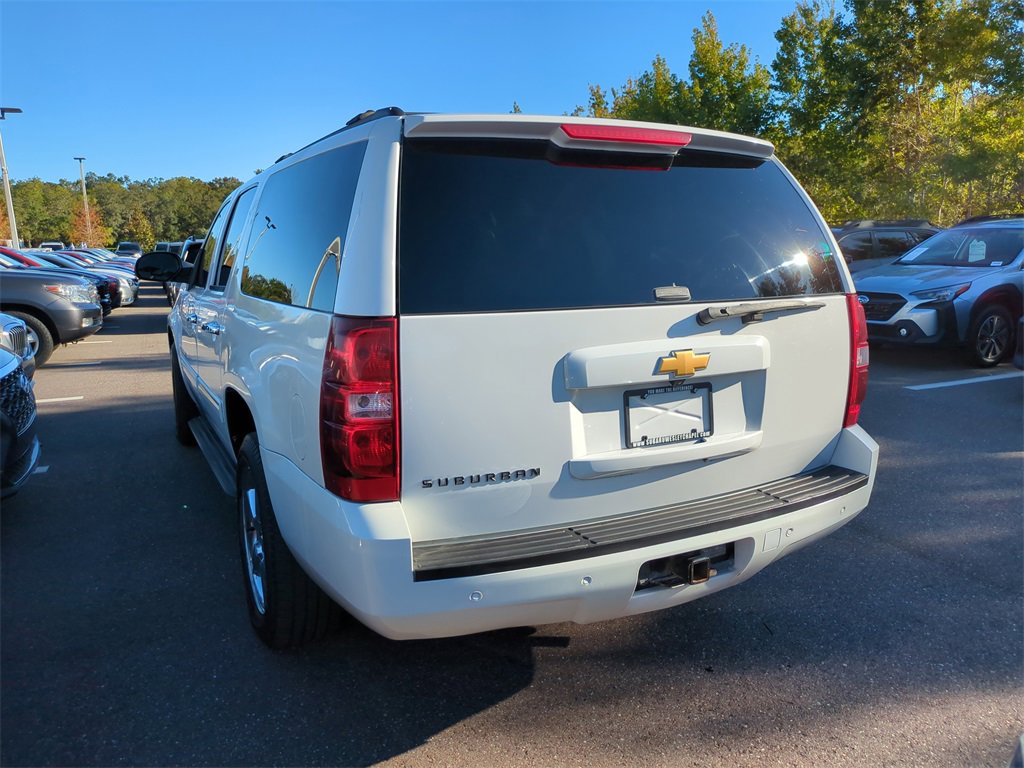 Used 2013 Chevrolet Suburban LT w/ All-Star Edition image 4