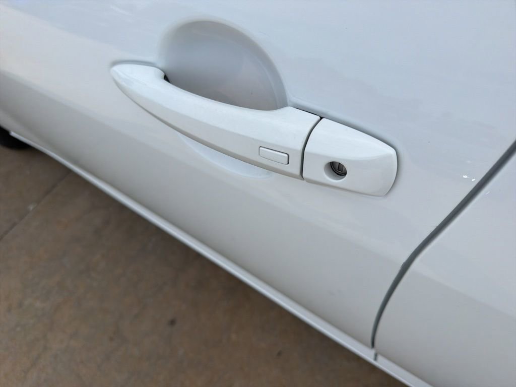 Used 2024 Nissan Sentra SV FWD image 12