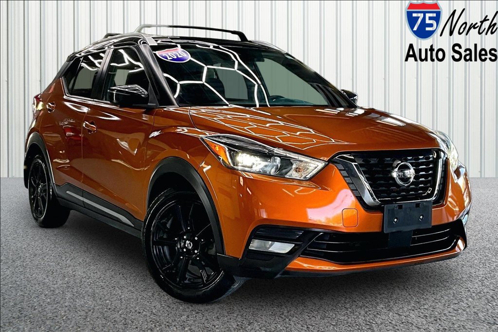 Used 2020 Nissan Kicks SR w/ Exterior Package FWD image 1