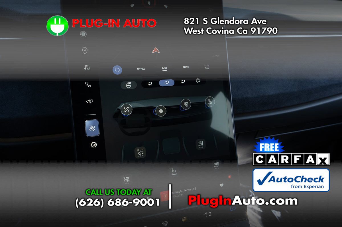 Used 2023 Fisker Ocean Extreme image 29